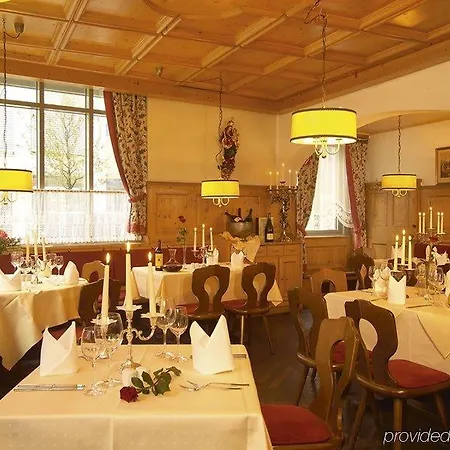 Zur Post 3* Munich